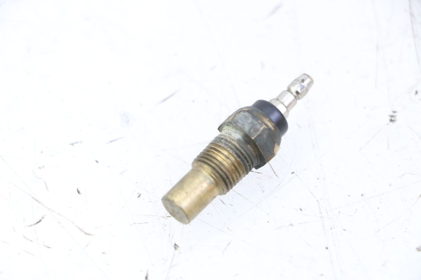 photo de SONDE TEMPERATURE D'EAU HONDA MTX TC02 125 (1987 - 1989) - Détail de la pièce
