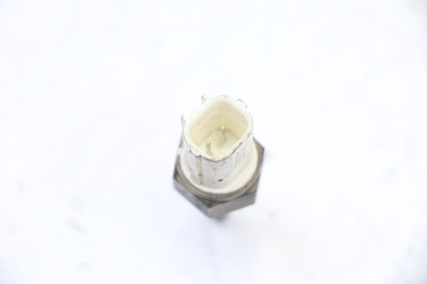 photo de SONDE TEMPERATURE D'EAU KYMCO XCITING 500 (2007 - 2010) - Autre angle de vue