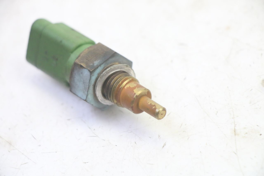 photo de SONDE TEMPERATURE D'EAU PIAGGIO MP3 RL 250 (2006 - 2010) - Autre angle de vue