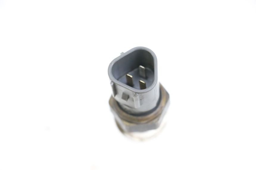 photo de SONDE TEMPERATURE D'EAU HONDA NHX LEAD 110 (2008 - 2010) - Zoom état d’usage