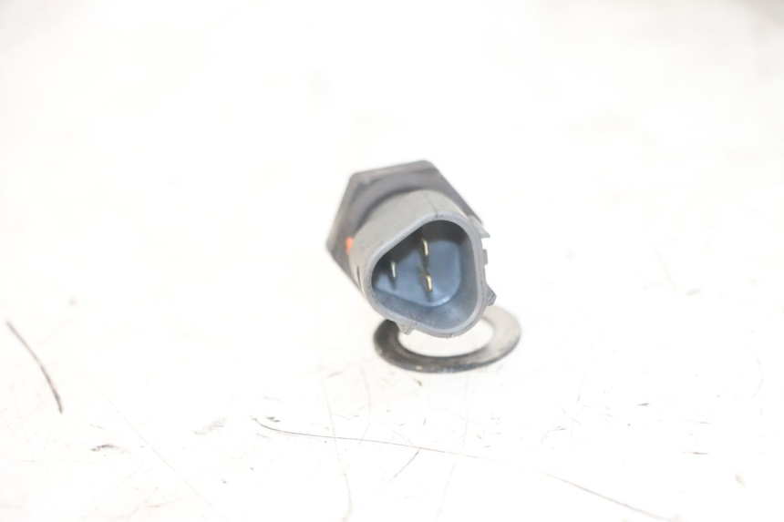 photo de SONDE TEMPERATURE D'EAU HONDA NTV DEAUVILLE ABS 700 (2007 - 2016) - Zoom état d’usage