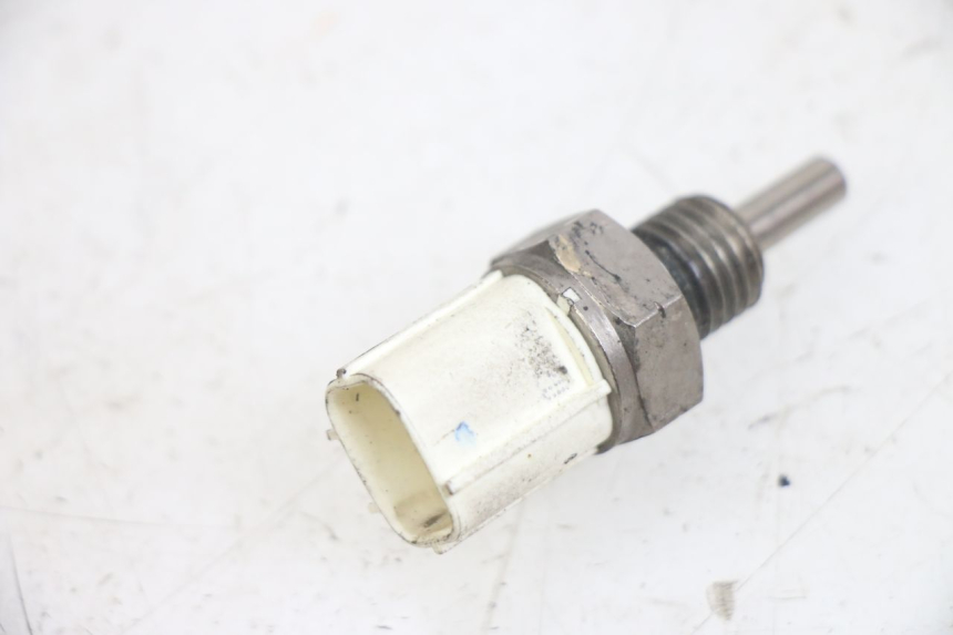 photo de SONDE TEMPERATURE D'EAU HONDA PCX (JF28) 125 (2009 - 2011) - Détail de la pièce