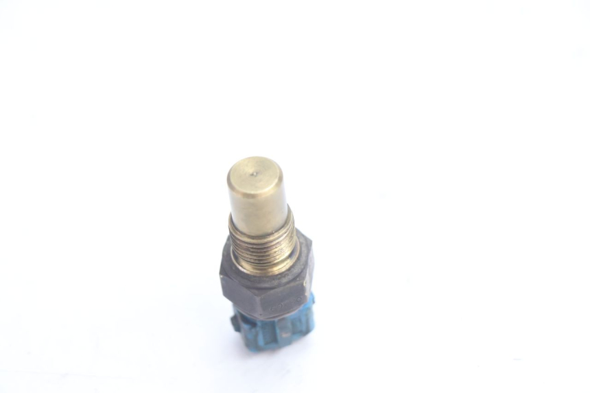 photo de SONDE TEMPERATURE D'EAU PEUGEOT SPEEDFIGHT LC 50 (1996 - 2002) - Autre angle de vue