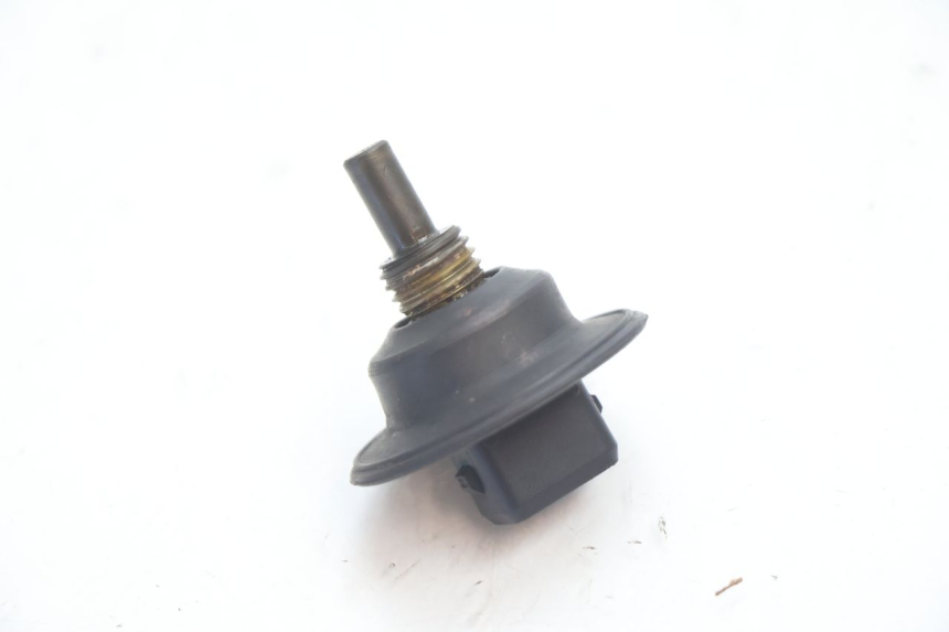 photo de SONDE TEMPERATURE D'EAU DUCATI SS IE DS CARENEE 1000 (2002 - 2006) - Autre angle de vue