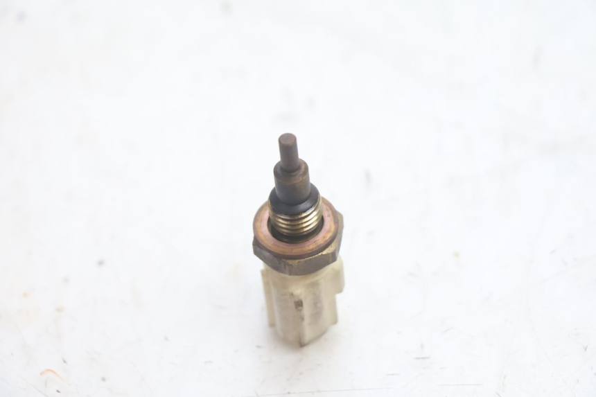 photo de SONDE TEMPERATURE D'EAU YAMAHA X-MAX XMAX 125 (2010 - 2013) - Autre angle de vue