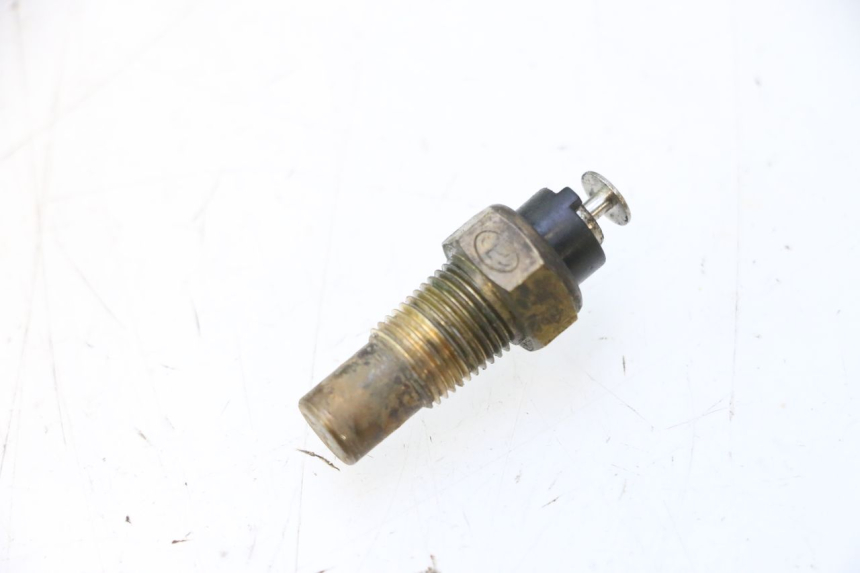 photo de SONDE TEMPERATURE D'EAU YAMAHA YP MAJESTY 125 (1998 - 2001) - Détail de la pièce