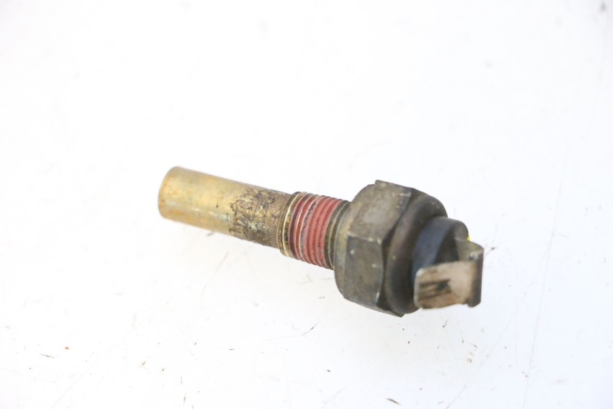 photo de SONDE TEMPERATURE D'EAU YAMAHA YP MAJESTY 125 (2007 - 2010) - Autre angle de vue