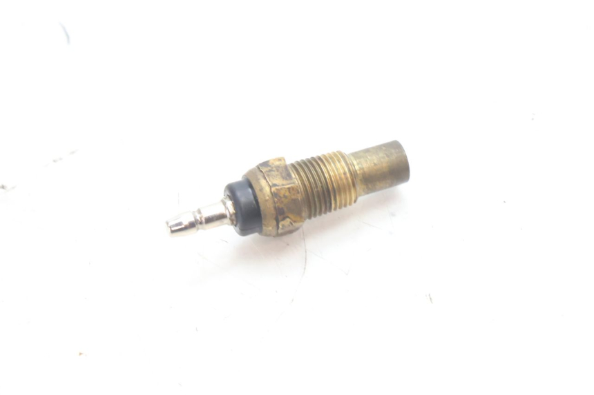 photo de SONDE TEMPERATURE D'EAU KAWASAKI ZZR 600 (1995 - 2004) - Zoom état d’usage