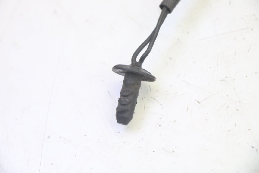 photo de SONDE TEMPERATURE EXTERIEURE PIAGGIO MP3 125 (2006 - 2014) - Détail de la pièce