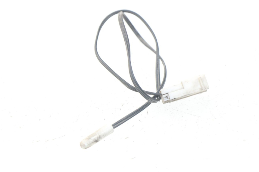 photo de SONDE TEMPERATURE EXTERIEURE PEUGEOT SATELIS 125 (2006 - 2009) - Détail de la pièce