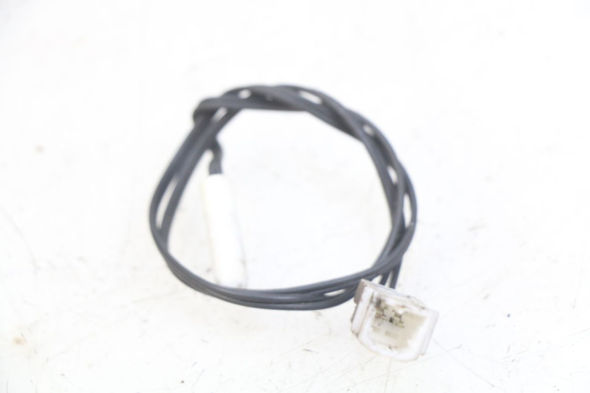 photo de SONDE TEMPERATURE EXTERIEURE PEUGEOT SATELIS 125 (2010 - 2012) - Détail de la pièce