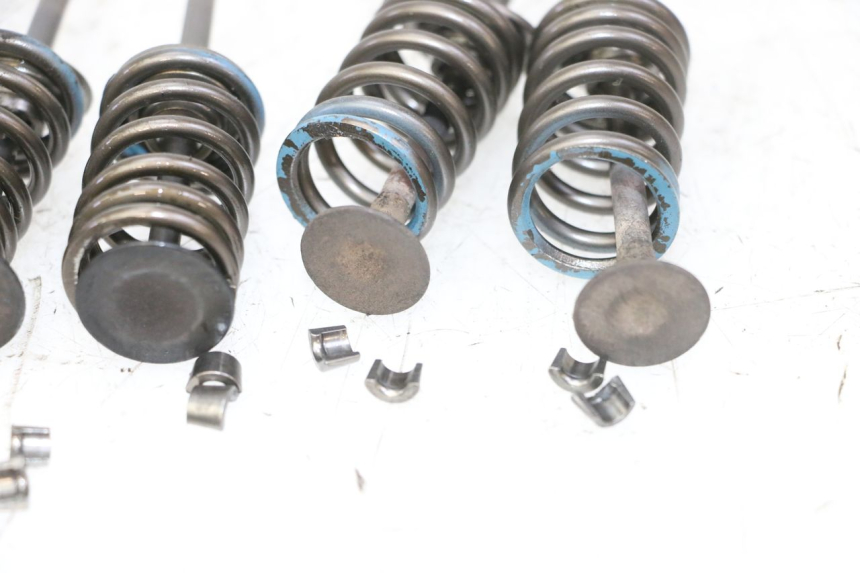 photo de SOUPAPE SUZUKI BURGMAN 125 (2007 - 2014) - Zoom état d’usage