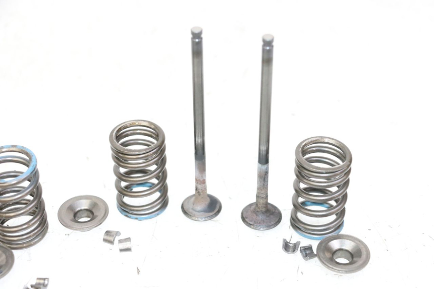 photo de SOUPAPE SUZUKI BURGMAN 125 (2007 - 2014) - Points de fixation