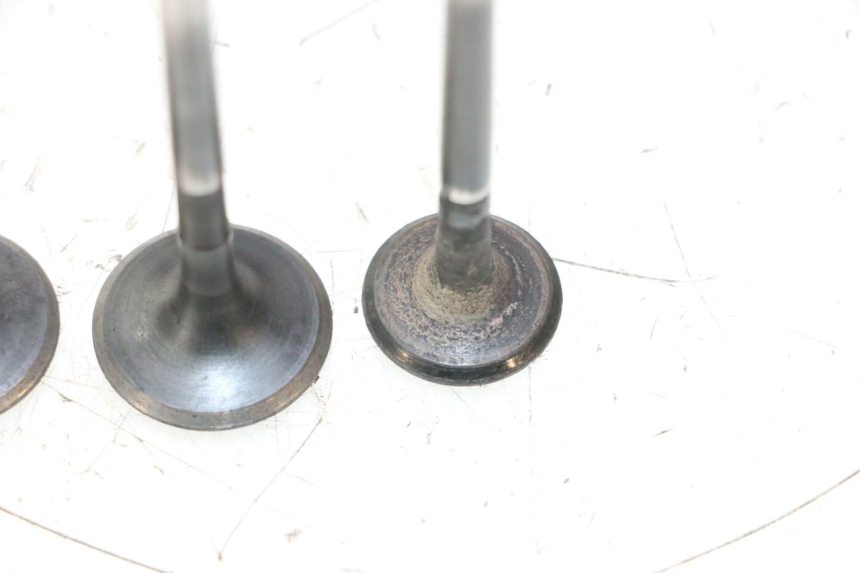 photo de SOUPAPE HONDA CB TWO FIFTY 250 (1991 - 2002) - Pièce contrôlée