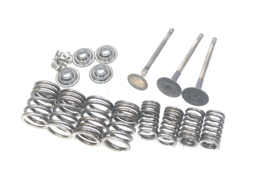 photo de SOUPAPE HONDA CM 125 (1983 - 2003) - Vue principale