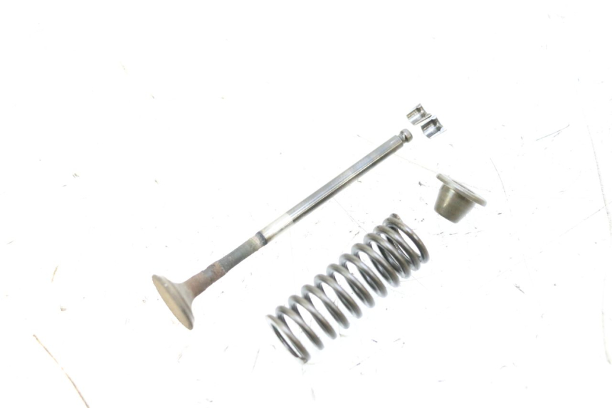 photo de SOUPAPE YAMAHA NEOS NEO'S 4T 50 (2008 - 2016) - Points de fixation