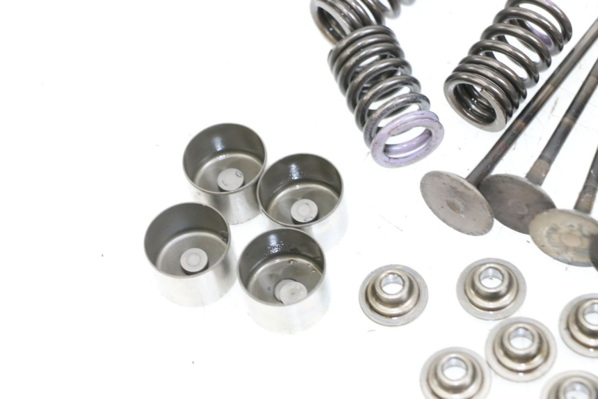 photo de SOUPAPE KAWASAKI NINJA 400 (2018 - 2023) - Autre angle de vue