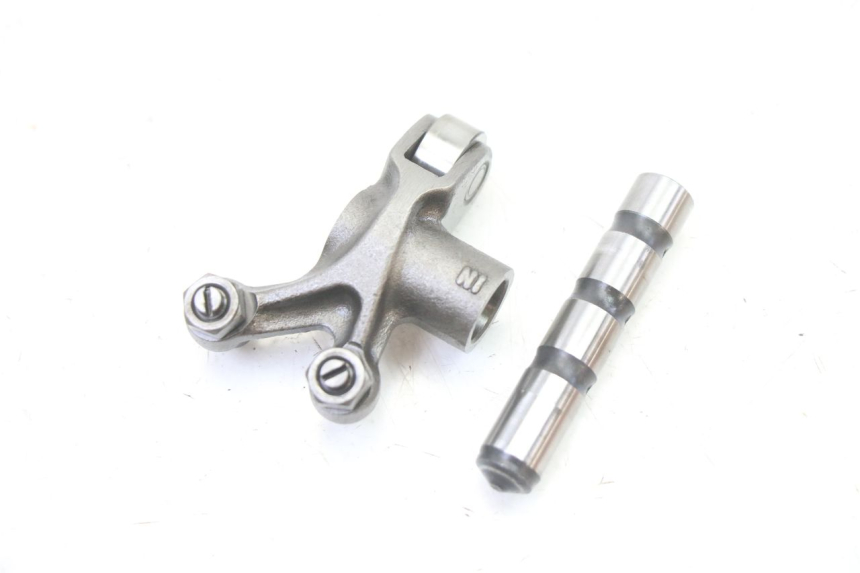 photo de SOUPAPE PEUGEOT SATELIS 125 (2013 - 2018) - Autre angle de vue