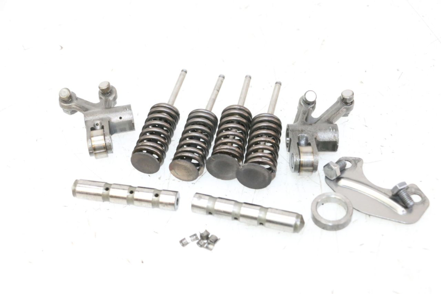 photo de SOUPAPE PEUGEOT SATELIS 125 (2010 - 2012) - Zoom état d’usage