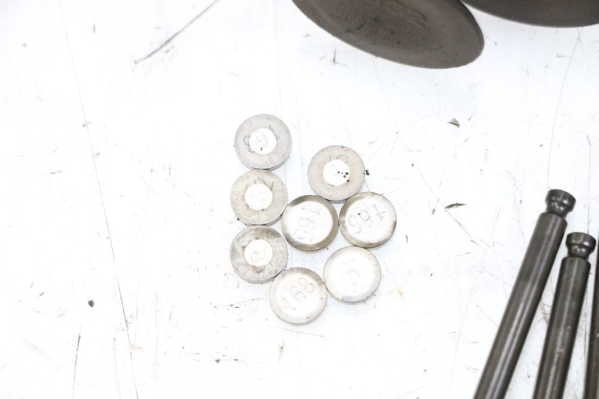 photo de SOUPAPE SUZUKI GSR 750 (2011 - 2017) - Vue d’ensemble