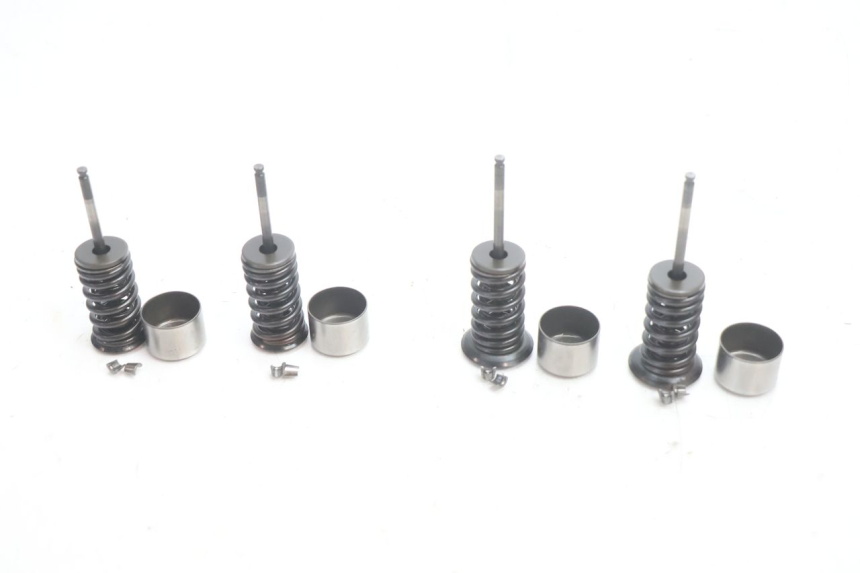 photo de SOUPAPE SUZUKI SV S 650 (2003 - 2009) - Détails caractéristiques