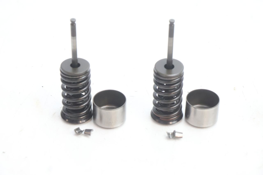 photo de SOUPAPE SUZUKI SV S 650 (2003 - 2009) - Zoom composants