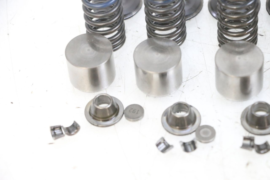 photo de SOUPAPE YAMAHA TDM ABS 900 (2002 - 2014) - Vue produit