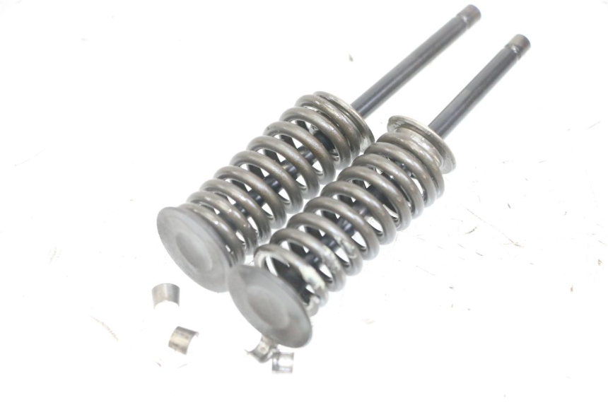 photo de SOUPAPE PIAGGIO VESPA GRANTURISMO 200 (2004 - 2005) - État de surface