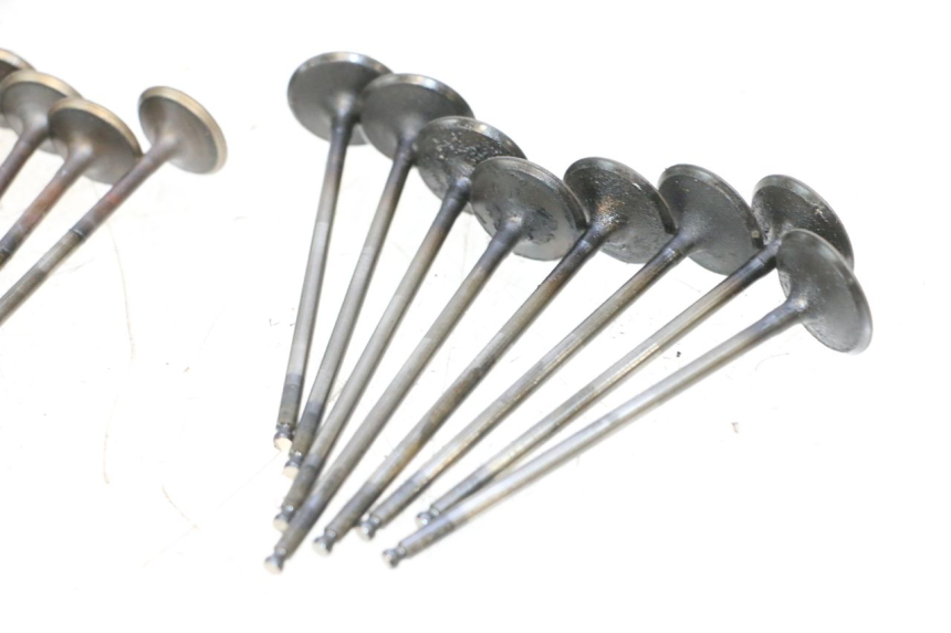 photo de SOUPAPE YAMAHA XJ6 600 (2008 - 2016) - Autre angle de vue