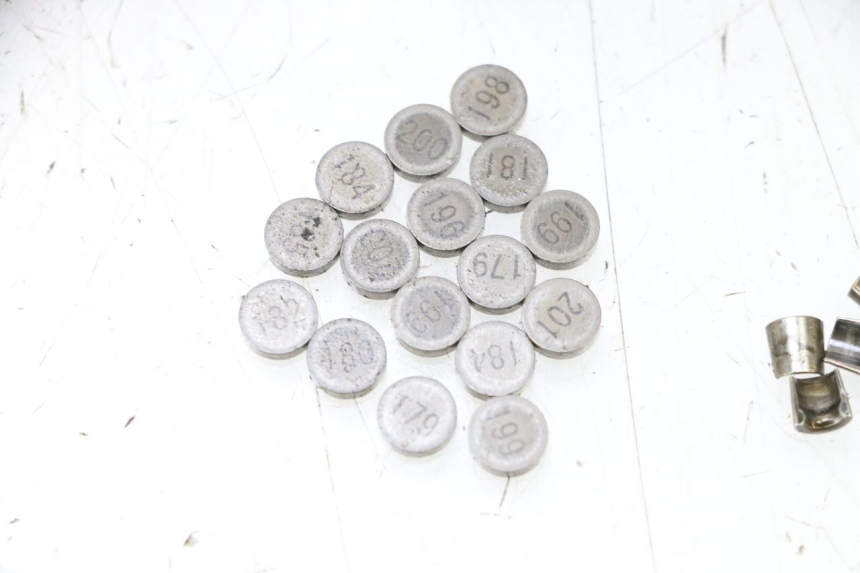 photo de SOUPAPE YAMAHA XJ6 600 (2008 - 2016) - Marquages et références