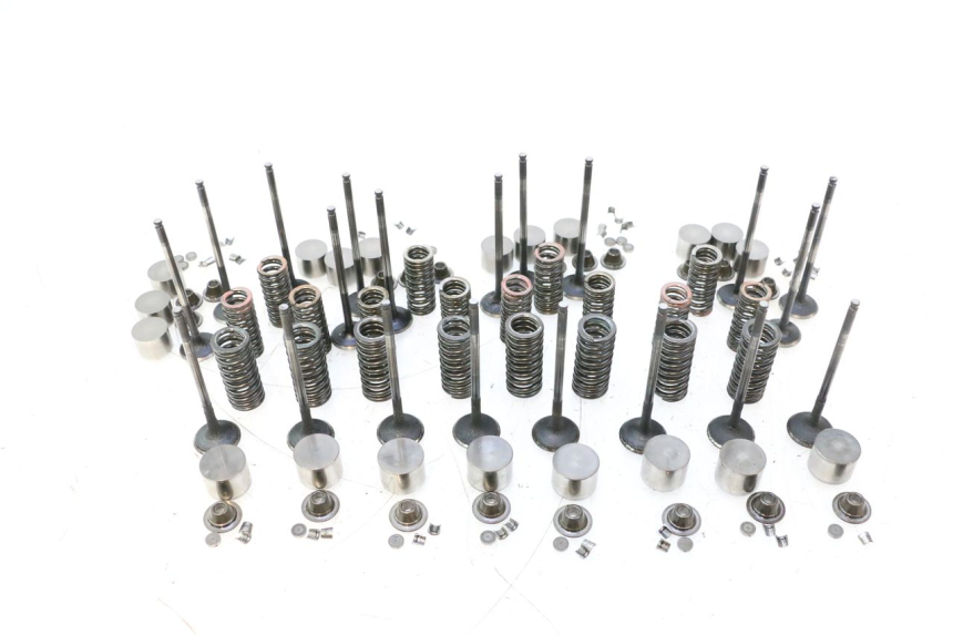 photo de SOUPAPE YAMAHA YZF R GENESIS 750 (1993 - 1998) - Vue principale