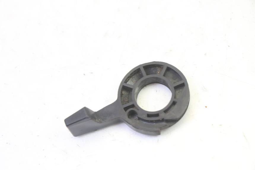 photo de STARTER HYOSUNG GV AQUILA 125 (2000 - 2009) - Gros plan technique