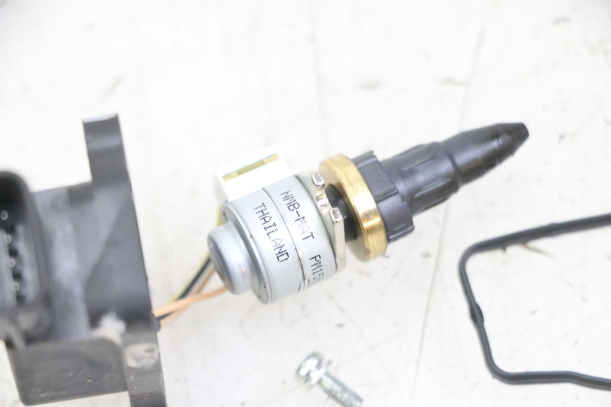 photo de STARTER AUTOMATIQUE YAMAHA BW'S BWS 125 (2010 - 2013) - Détail de la pièce