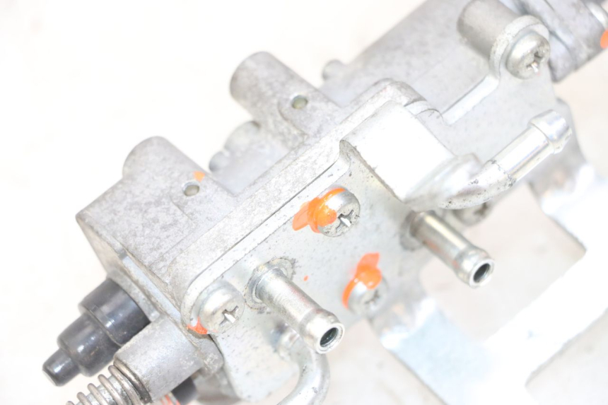 photo de STARTER YAMAHA XJ6 ABS 600 (2008 - 2016) - Autre angle de vue