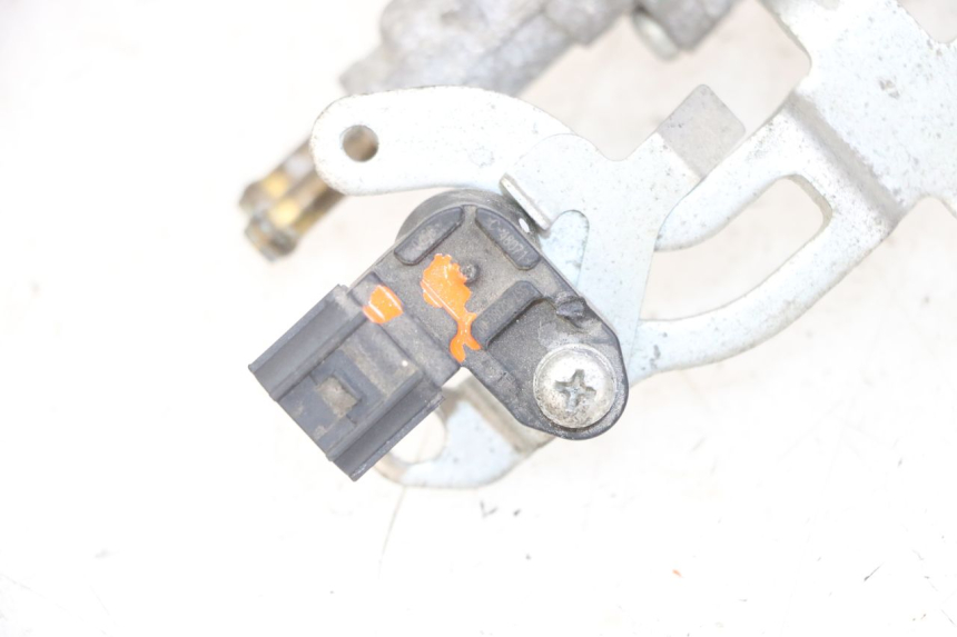 photo de STARTER YAMAHA XJ6 ABS 600 (2008 - 2016) - État de surface