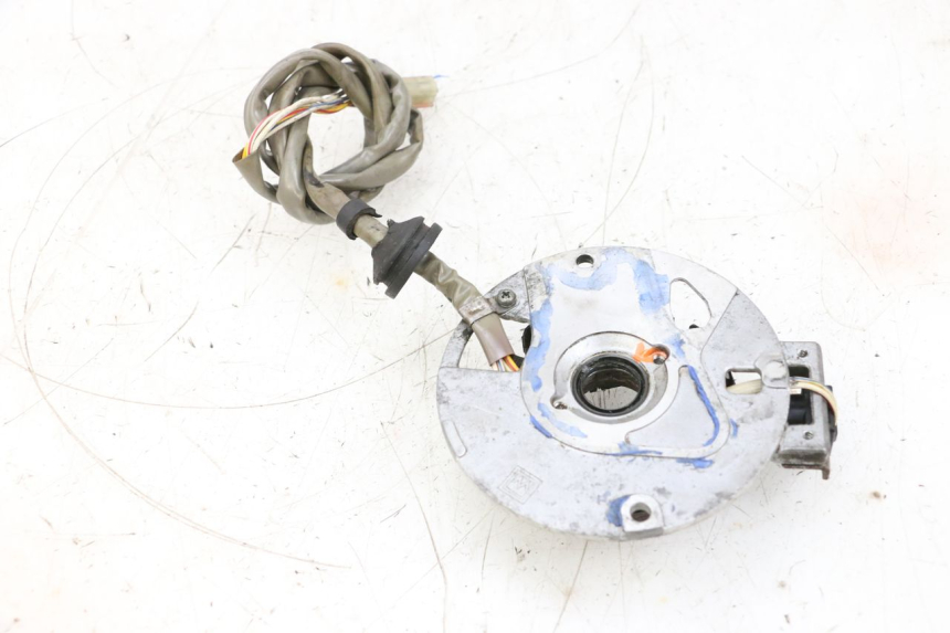 photo de STATOR MBK BOOSTER SPIRIT NAKED 50 (2004 - 2017) - Gros plan technique