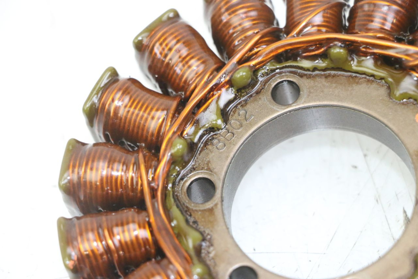 photo de STATOR HONDA CB R 1000 (2018 - 2023) - Autre angle de vue