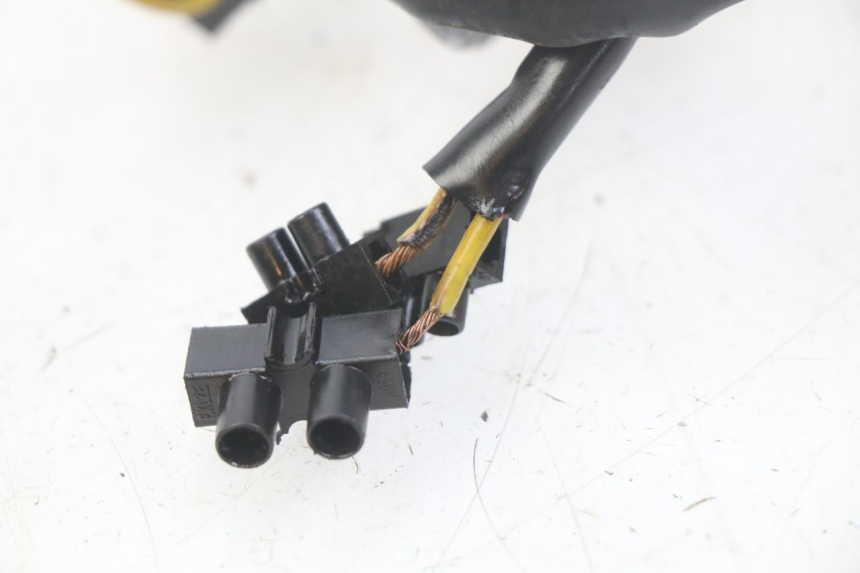 photo de STATOR HONDA CBF 500 (2004 - 2007) - Autre angle de vue