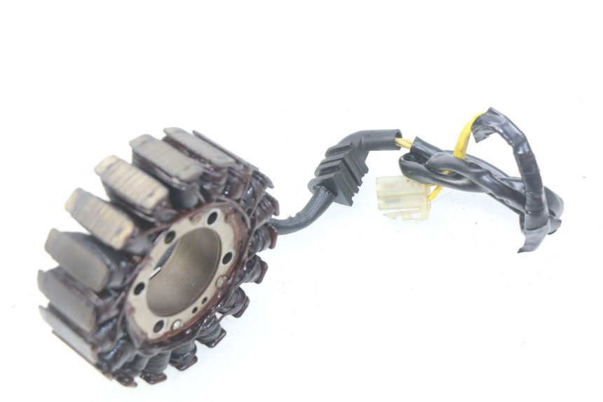 photo de STATOR HONDA CBR RR FIREBLADE 900 (1992 - 1994) - Détail de la pièce