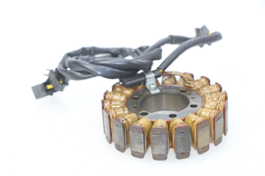 photo de STATOR HONDA CBRF CBR-F PC41 600 (2011 - 2013) - Vue d’ensemble