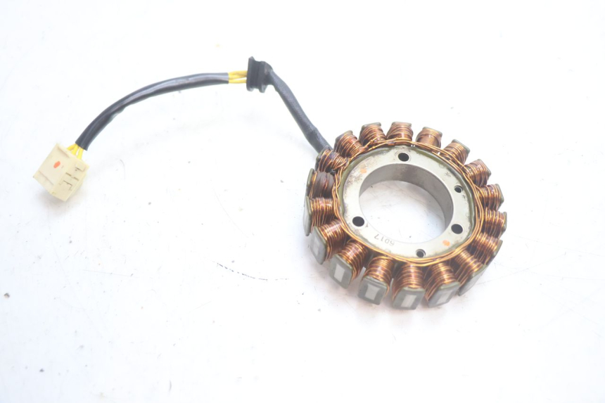photo de STATOR HONDA FJS SILVER WING SILVERWING 400 (2005 - 2008) - Autre angle de vue