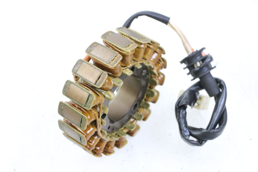 photo de STATOR YAMAHA FZ6 FAZER S2 600 (2007 - 2011) - Autre angle de vue