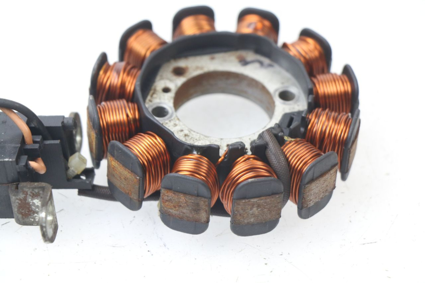 photo de STATOR PIAGGIO LIBERTY 4T 50 (2009 - 2015) - Autre angle de vue