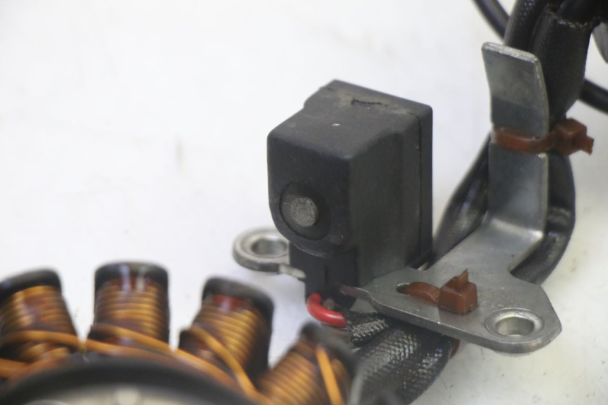 photo de STATOR PIAGGIO MP3 LT 300 (2010 - 2016) - Autre angle de vue