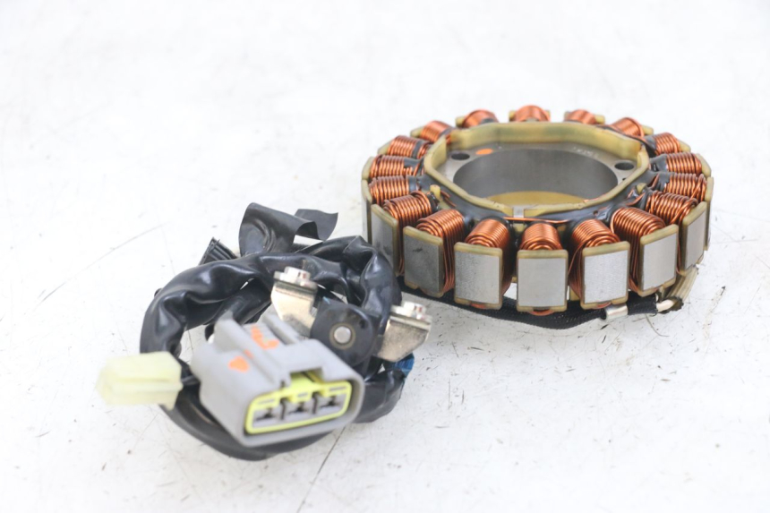 photo de STATOR YAMAHA MT-07 MT07 ABS 700 (2014 - 2017) - Vue d’ensemble