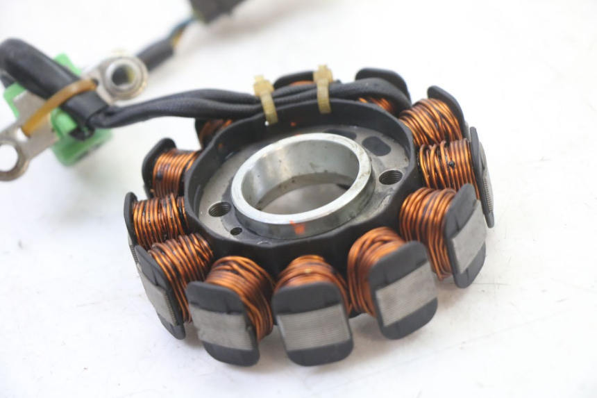 photo de STATOR PIAGGIO NRG POWER PUREJET 50 (2018 - 2021) - Gros plan technique