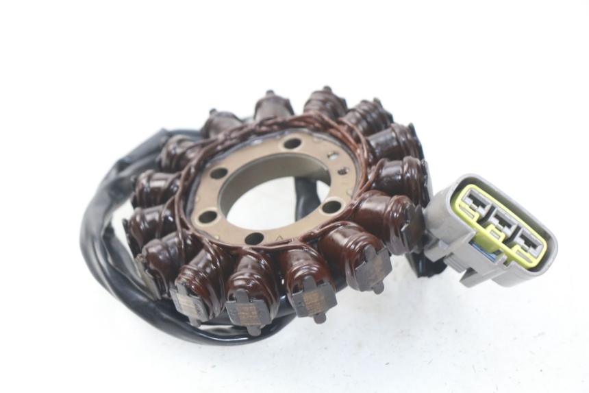 photo de STATOR BMW S RR ABS S1000RR 1000 (2009 - 2011) - Détail de la pièce