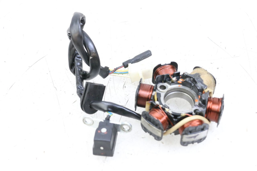 photo de STATOR PEUGEOT SPEEDFIGHT 4 2T 50 (2015 - 2019) - Vue principale