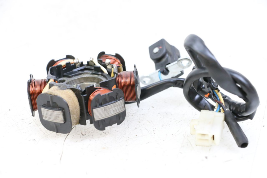 photo de STATOR PEUGEOT SPEEDFIGHT 4 2T 50 (2015 - 2019) - Détail de la pièce