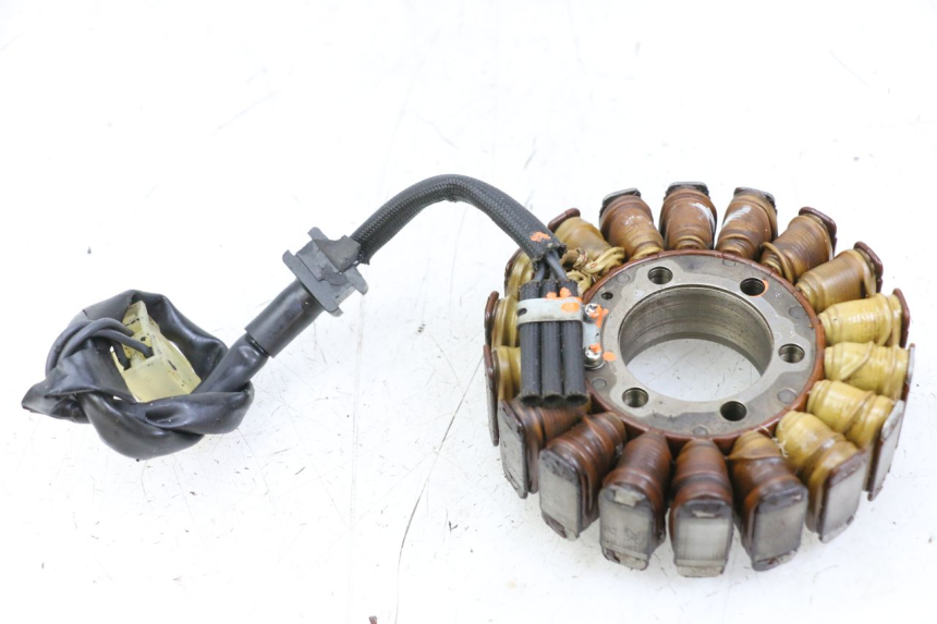 photo de STATOR SUZUKI GSR 750 (2011 - 2017) - Vue principale